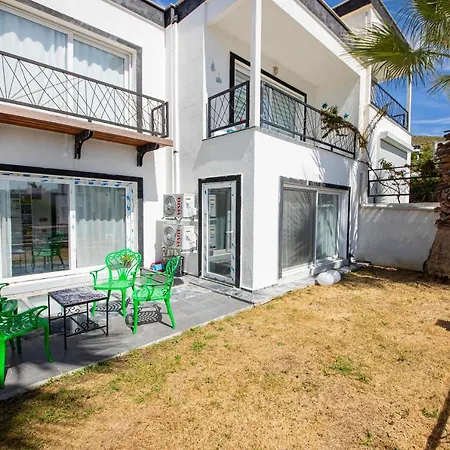 Διαμέρισμα Unique House With Backyard And Walking Distance To The In Bodrum, Mugla *