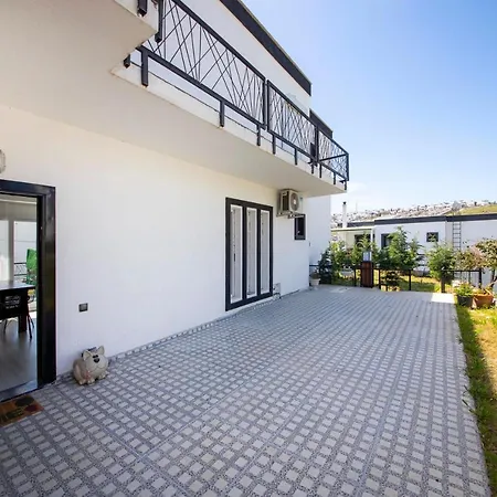 Unique House With Backyard And Walking Distance To The In Bodrum, Mugla Apartman *